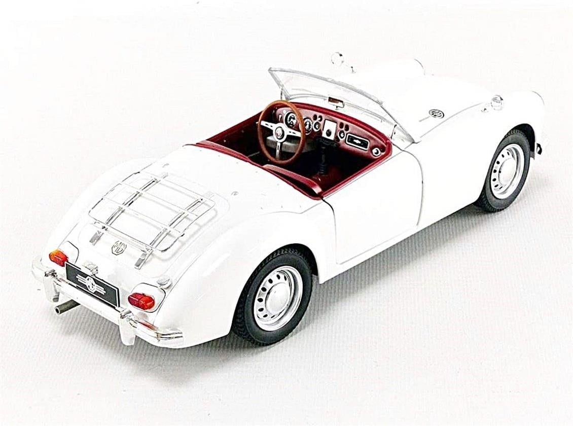 Triple9 Collection 1800164 1/18 Ölçek, 1961 MGA MK II A1600 ,Open Convertible, Beyaz, Sergilemeye Hazır Metal Araba Modeli