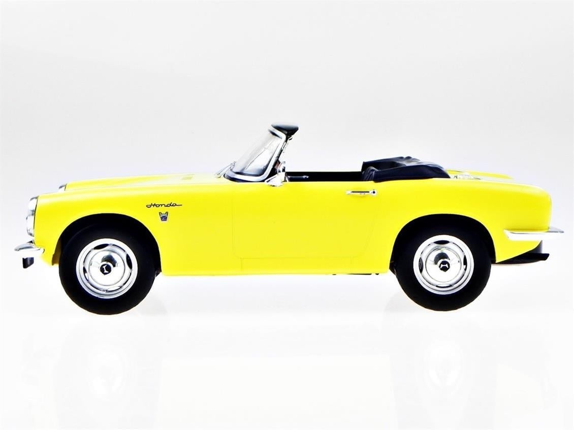 Triple9 Collection 1800191 1/18 Ölçek, 1966 Honda S 800, Sarı, Sergilemeye Hazır Metal Araba Modeli