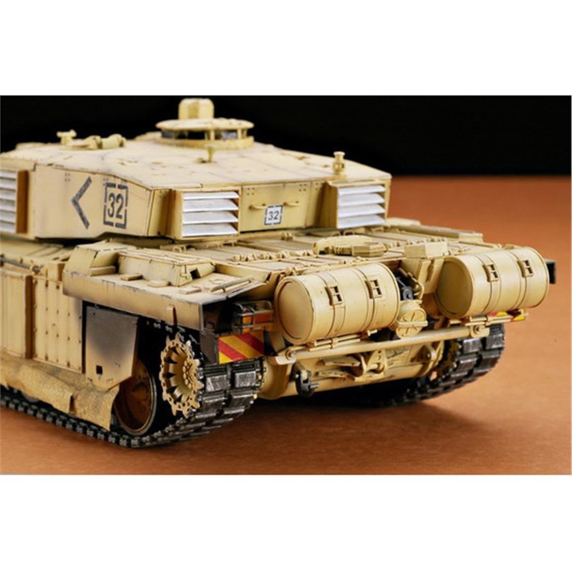 Trumpeter 00323 1/35 Ölçek, British Challenger II, Basra 2003,op,telic Tankı, Plastik Model Kiti