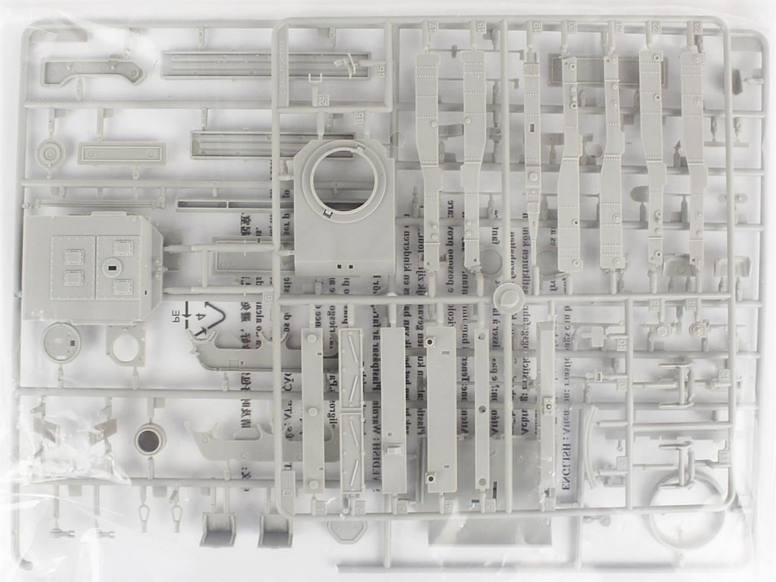 Trumpeter 00361 1/35 Ölçek, Rus SAM-6 Uçaksavar Füzesi Plastik Model Kiti
