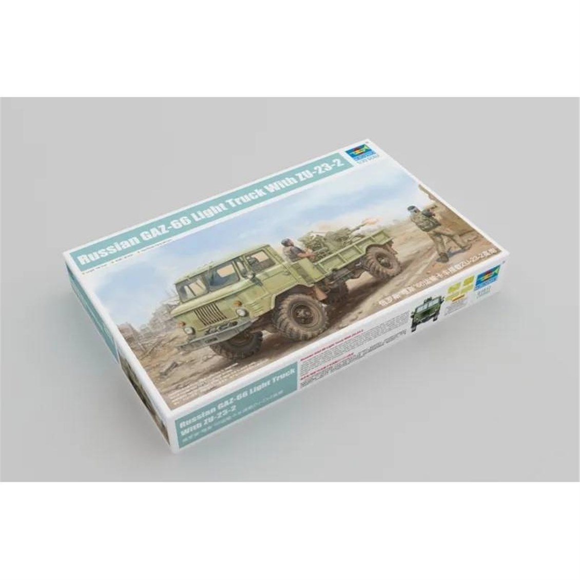 Trumpeter 01017 1/35 Ölçek, Russian GAZ-66 Hafif Askeri Kamyon ve