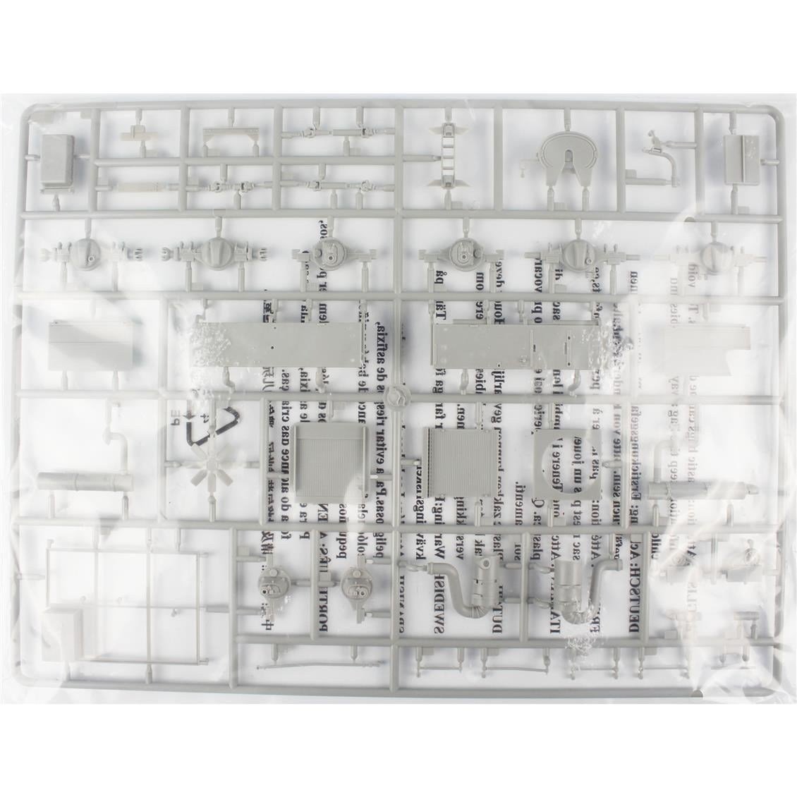 Trumpeter 01067 1/35 Ölçek, M1142 Taktik Yangın Söndürme Kamyonu (TFFT), Plastik Model Kiti