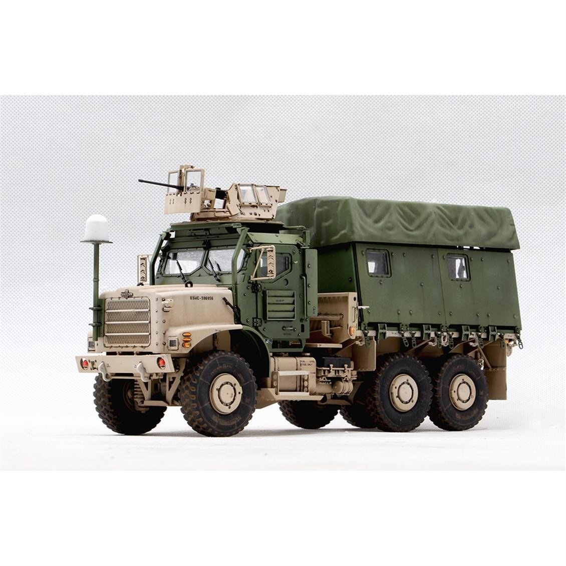 Trumpeter 01080 1/35 Ölçek, MK.23 MTVR Zırhlı Kamyon, Plastik Model Kiti