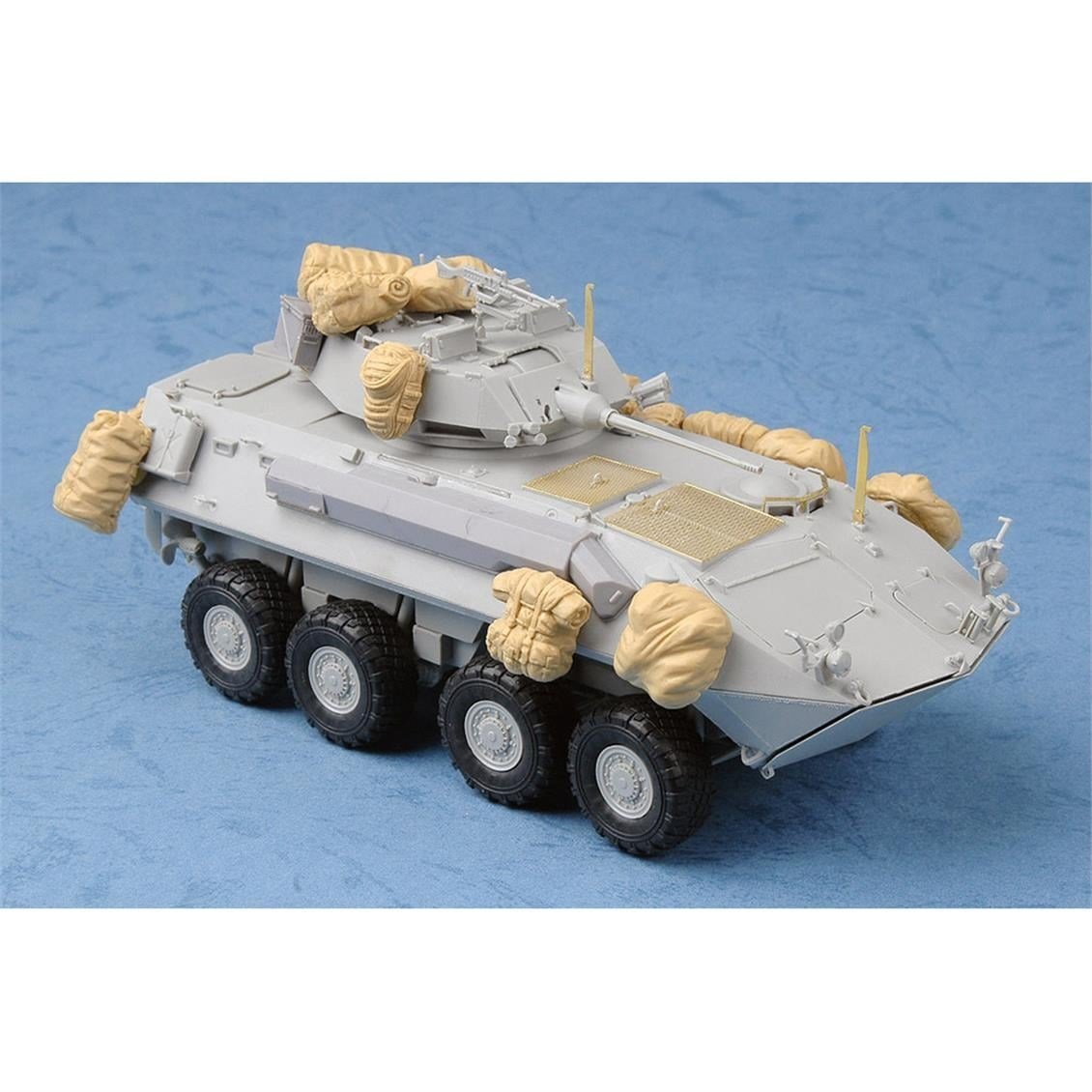 Trumpeter 01513 1/35 Ölçek, LAV-25 SLEP (Service Life Extension Program) Askeri Araç, Plastik Model Kiti