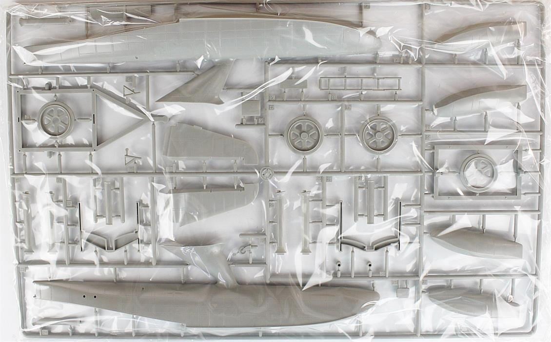 Trumpeter 02410 1/24 Ölçek, Nakajima A6M2-N Savaş Uçağı Plastik Model Kiti