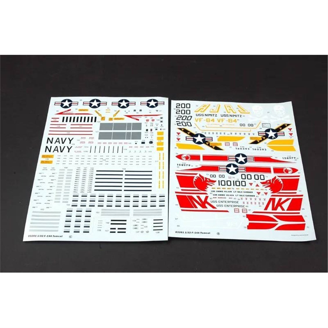 Trumpeter 03201 1/32 Ölçek, F-14A Tomcat, Savaş Uçağı Plastik Model Kiti