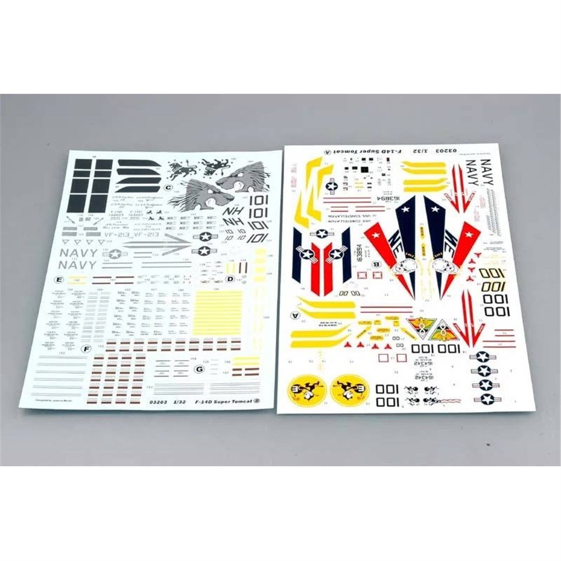 Trumpeter 03203 1/32 Ölçek, F-14D Super Tomcat, Savaş Uçağı Plastik Model Kiti