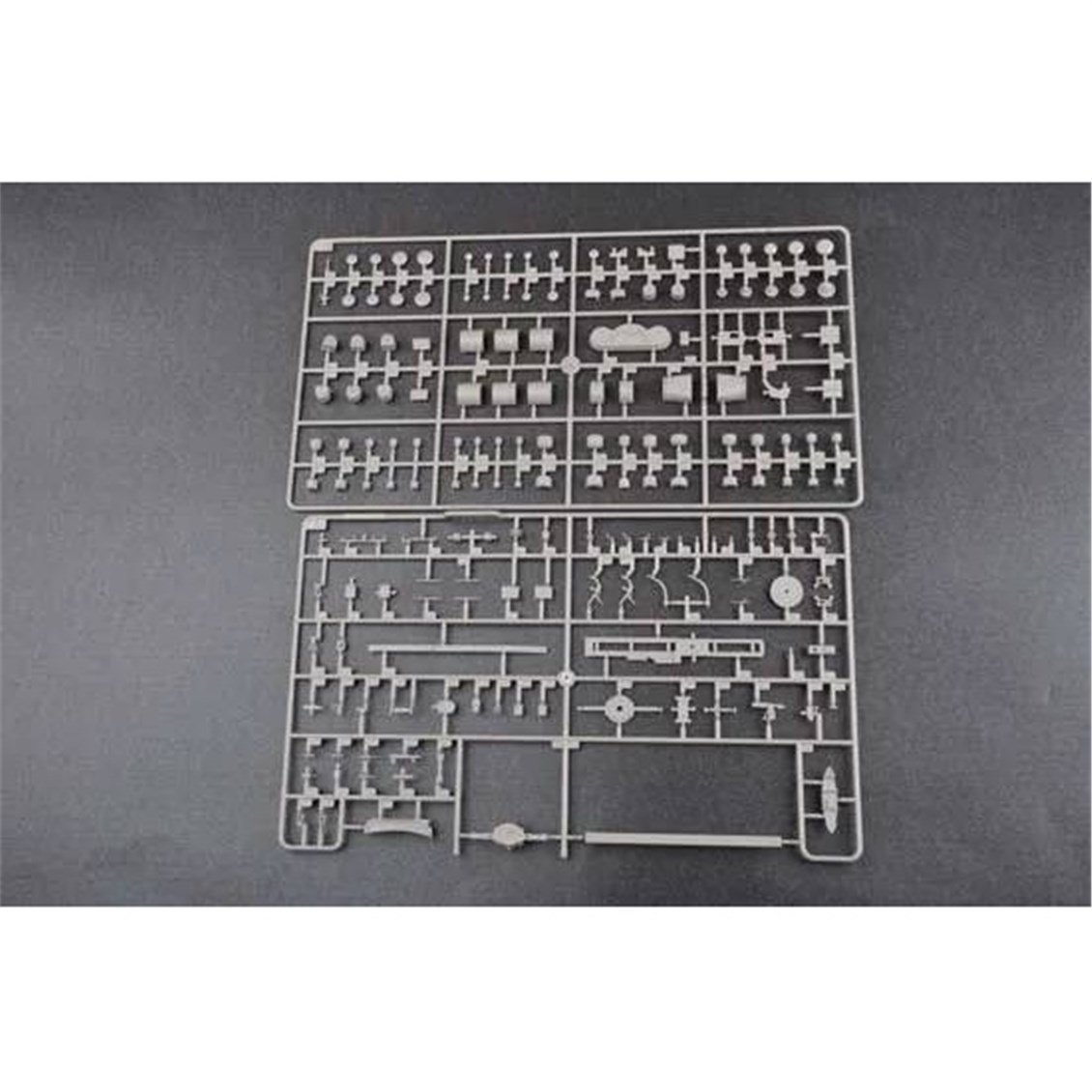 Trumpeter 03706 1/200 Ölçek, Iowa BB-61 Savaş Gemisi, Plastik Model Kiti