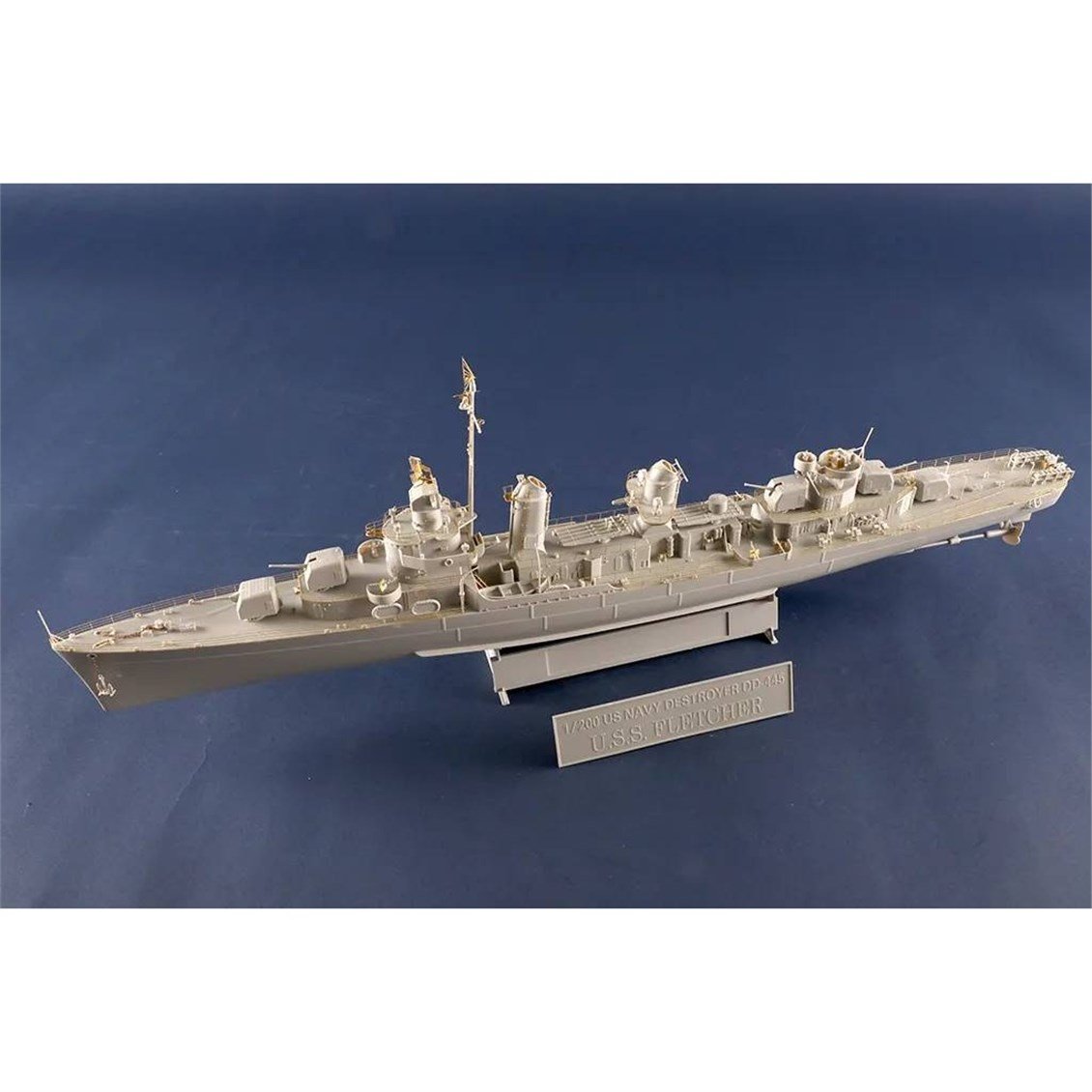 Trumpeter 03723 1/200 Ölçek, USS Fletcher DD-445, Destroyer Plastik Model Kiti