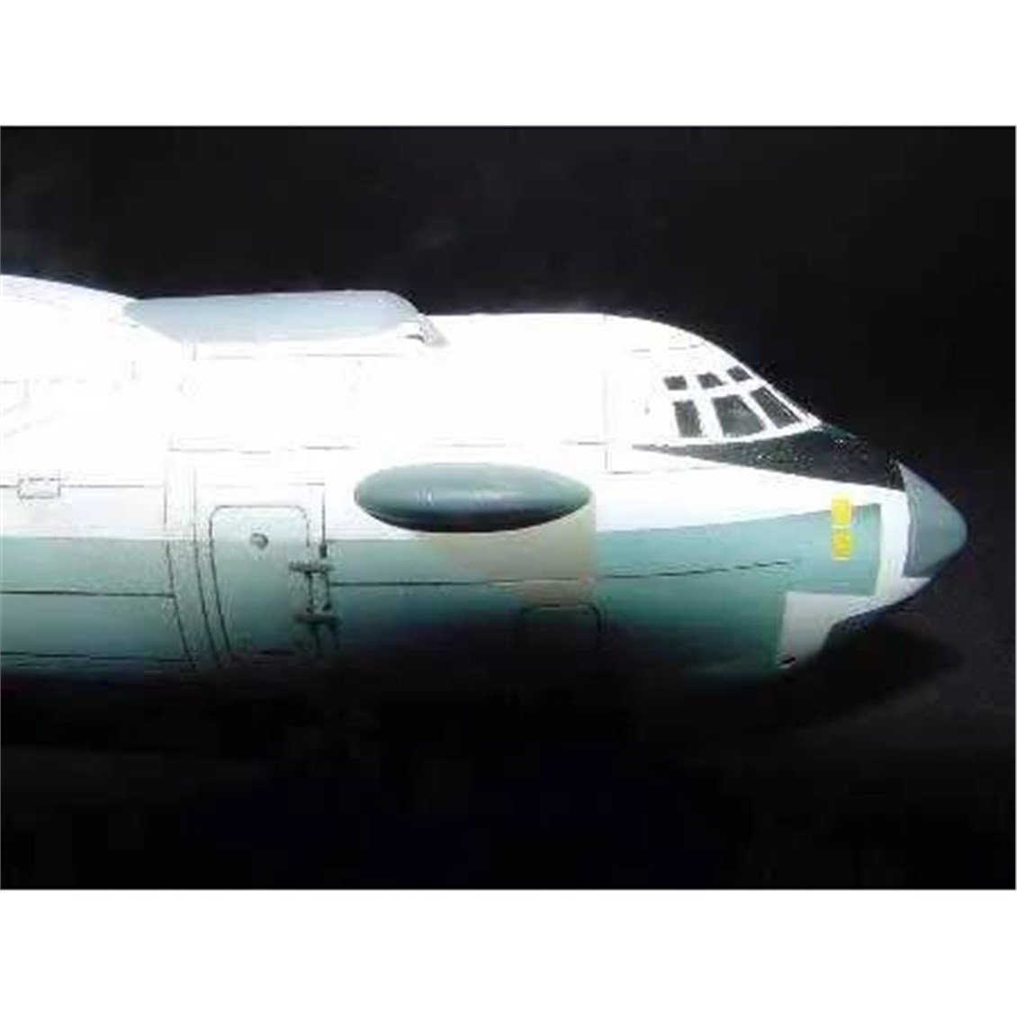 Trumpeter 03903 1/144 Ölçek, Ilyushin A-50 Mainstay, Erken Uyarı ve Kontrol Uçağı Plastik Model Kiti