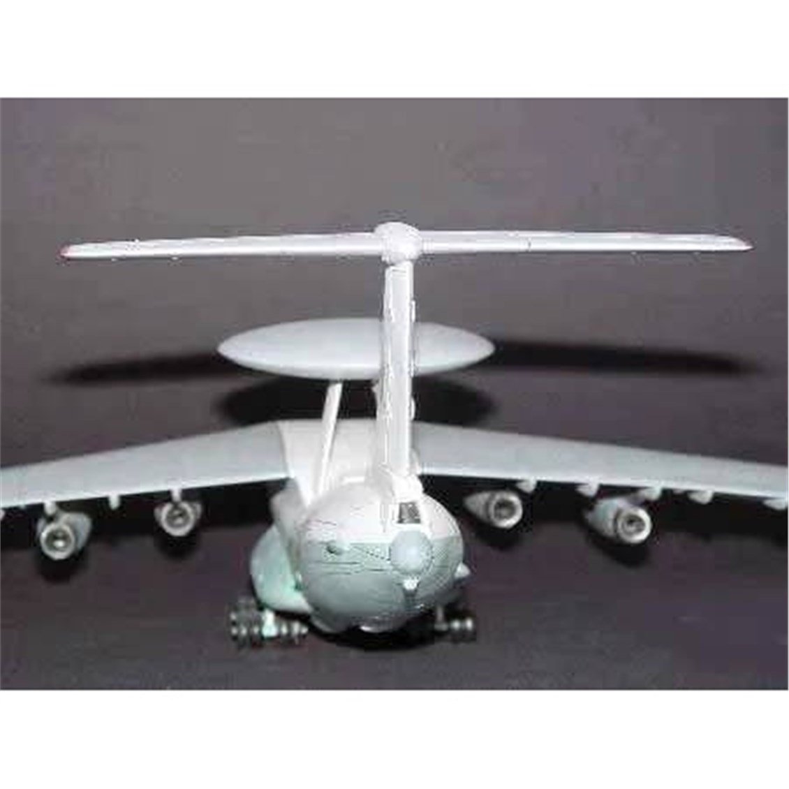 Trumpeter 03903 1/144 Ölçek, Ilyushin A-50 Mainstay, Erken Uyarı ve Kontrol Uçağı Plastik Model Kiti
