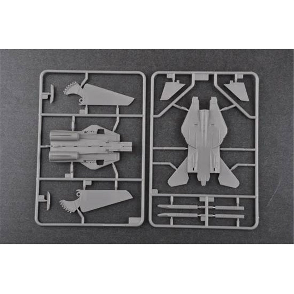 Trumpeter 03919 1/144 Ölçek, F-14D Tomcat, Savaş Uçağı Plastik Model Kiti