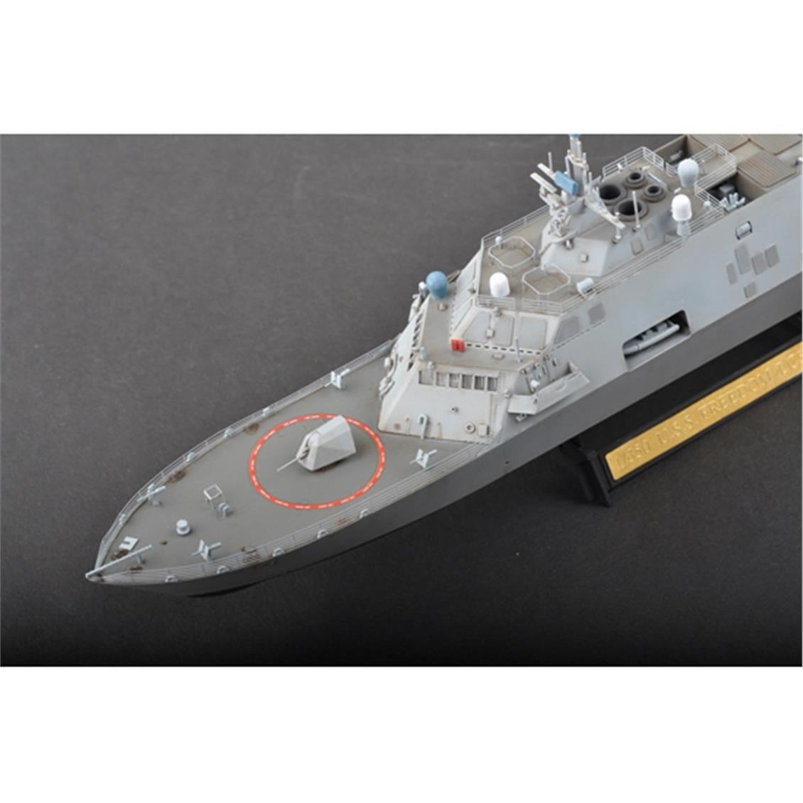Trumpeter 04553 1/350 Ölçek, Fort Worth (LCS-3) Savaş Gemisi,Plastik Model Kiti