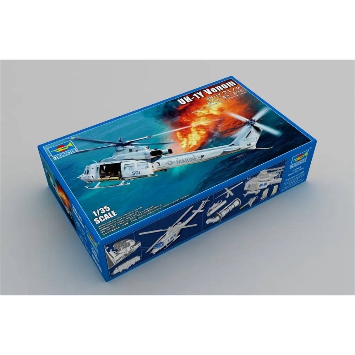 Trumpeter 05118 1/35 Ölçek, UH-1Y Venow, Askeri Helikopter Plastik Model Kiti