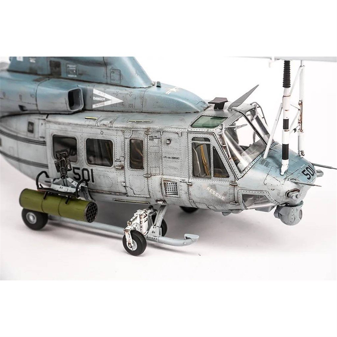 Trumpeter 05118 1/35 Ölçek, UH-1Y Venow, Askeri Helikopter Plastik Model Kiti