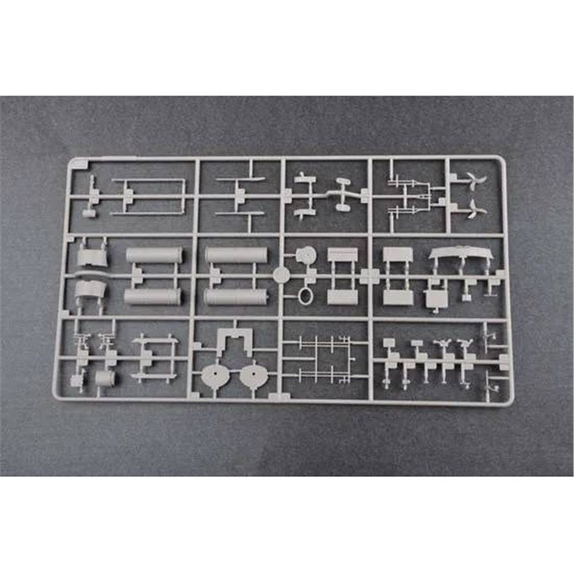 Trumpeter 05337 1/350 Ölçek, Rus Navy Tsesarevich 1917, Savaş Gemisi Plastik Model Kiti
