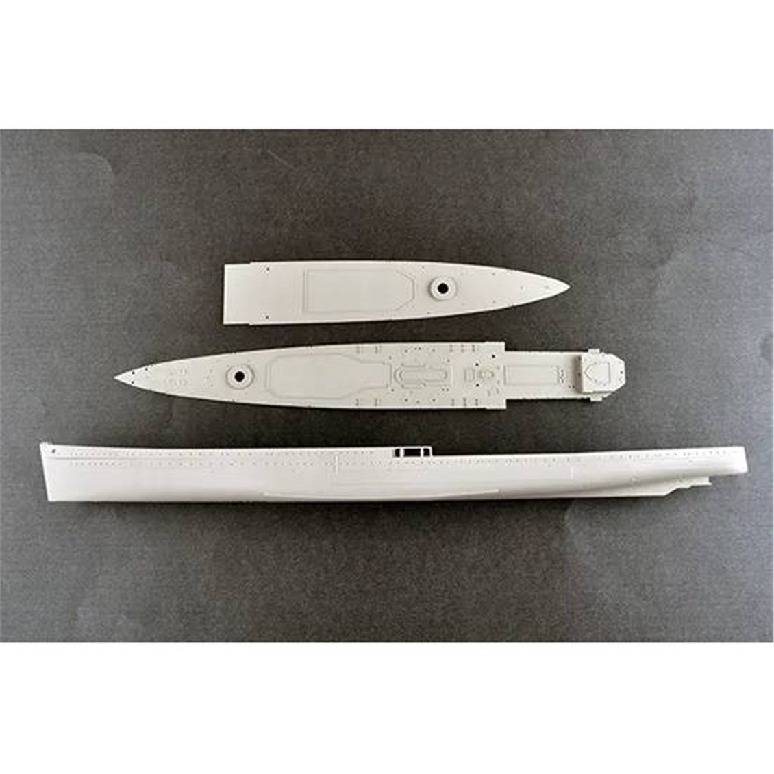 Trumpeter 05350 1/350 Ölçek, HMS Exeter, Ağır Kruvazör Plastik Model Kiti