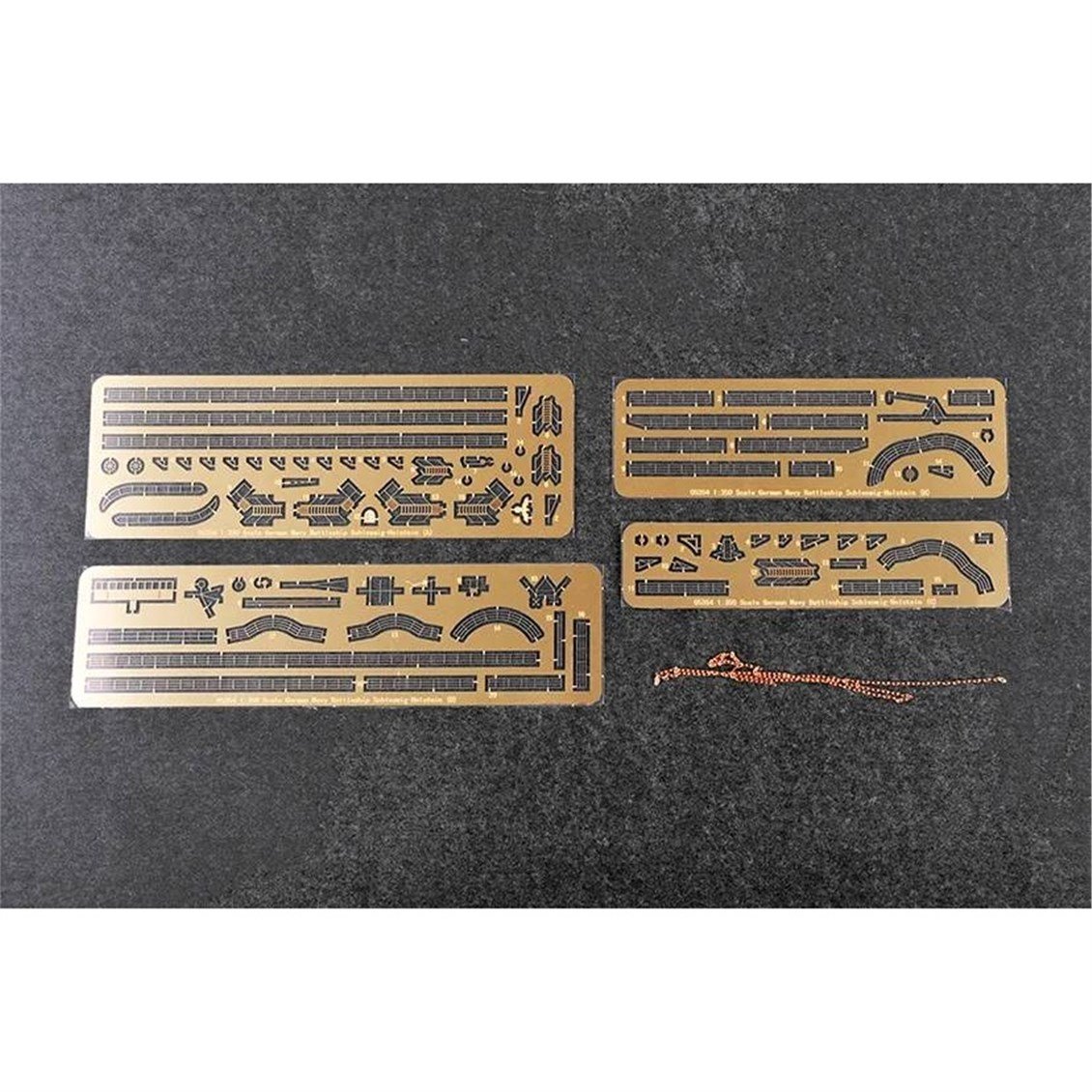 Trumpeter 05354 1/350 Ölçek, Schleswig - Holstein 1935, Savaş Gemisi Plastik Model Kiti
