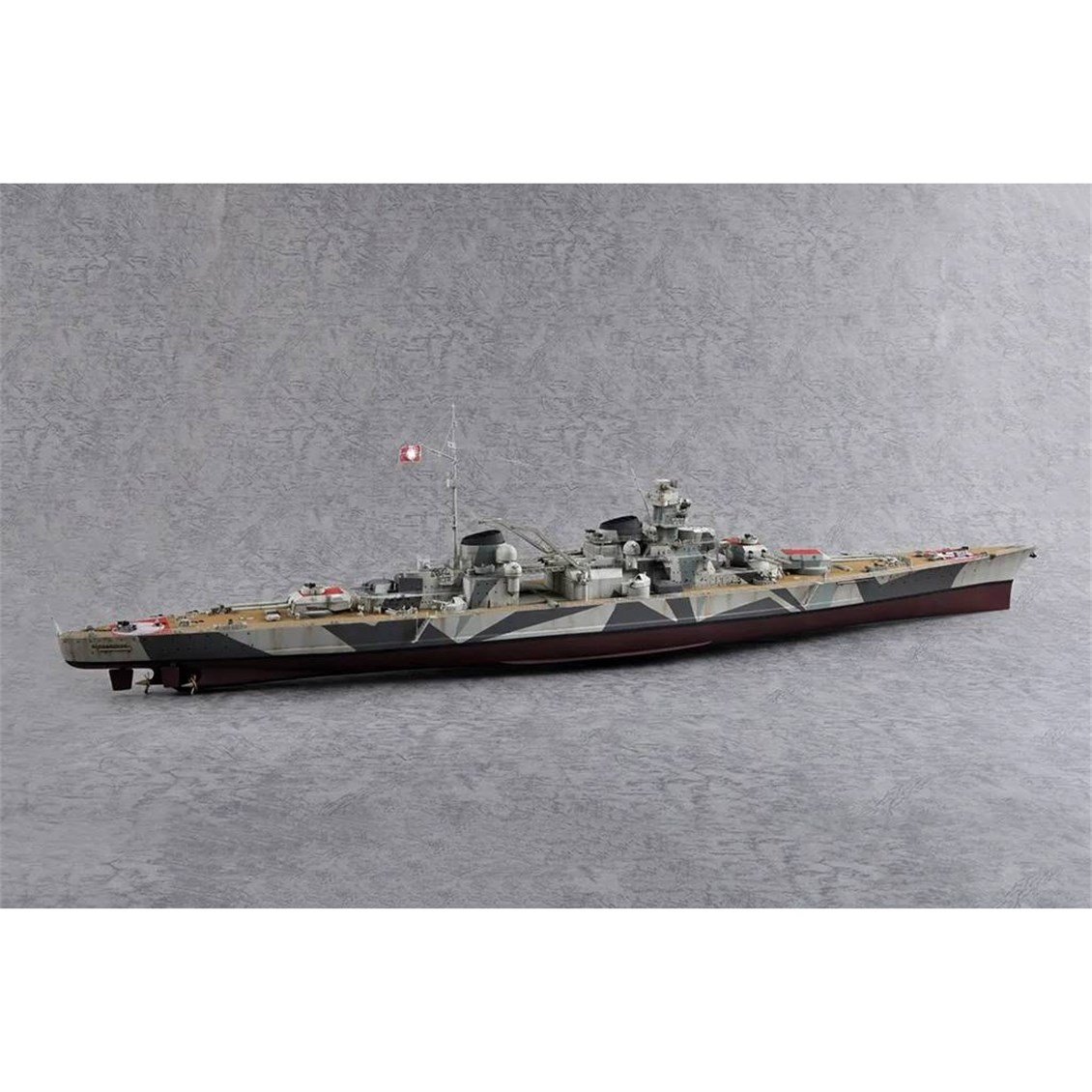 Trumpeter 05370 1/350 Ölçek, DKM Barbarossa, O Sınıfı Savaş Gemisi Plastik Model Kiti