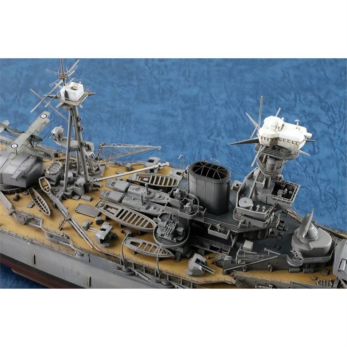 Trumpeter 05378 1/350 Ölçek, HMS Royal Oak, Revenge Sınıfı Savaş Gemisi Plastik Model Kiti