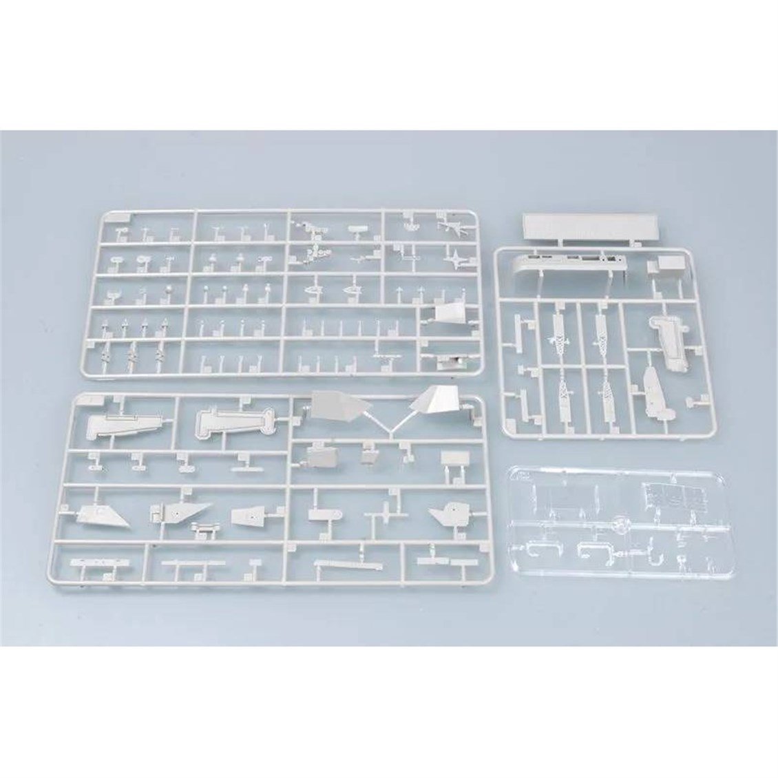 Trumpeter 05732 1/700 Ölçek, Abraham Lincoln CVN-72, Uçak Gemisi Plastik Model Kiti