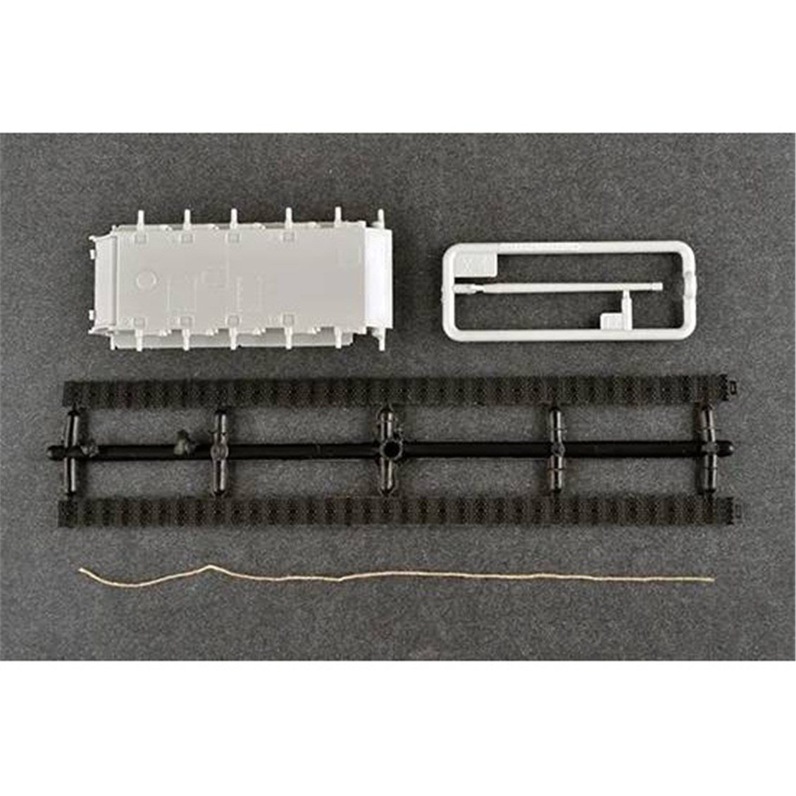 Trumpeter 07167 1/72 Ölçek, T-34/85 Tankı, Plastik Model Kiti