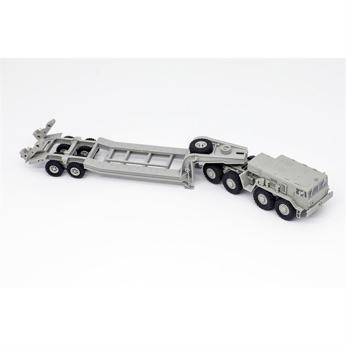 Trumpeter 07194 1/72 Ölçek, MAZ-537G Çekici ve MAZ/ChMZAP 5247G Yarı Römork, Plastik Model Kiti