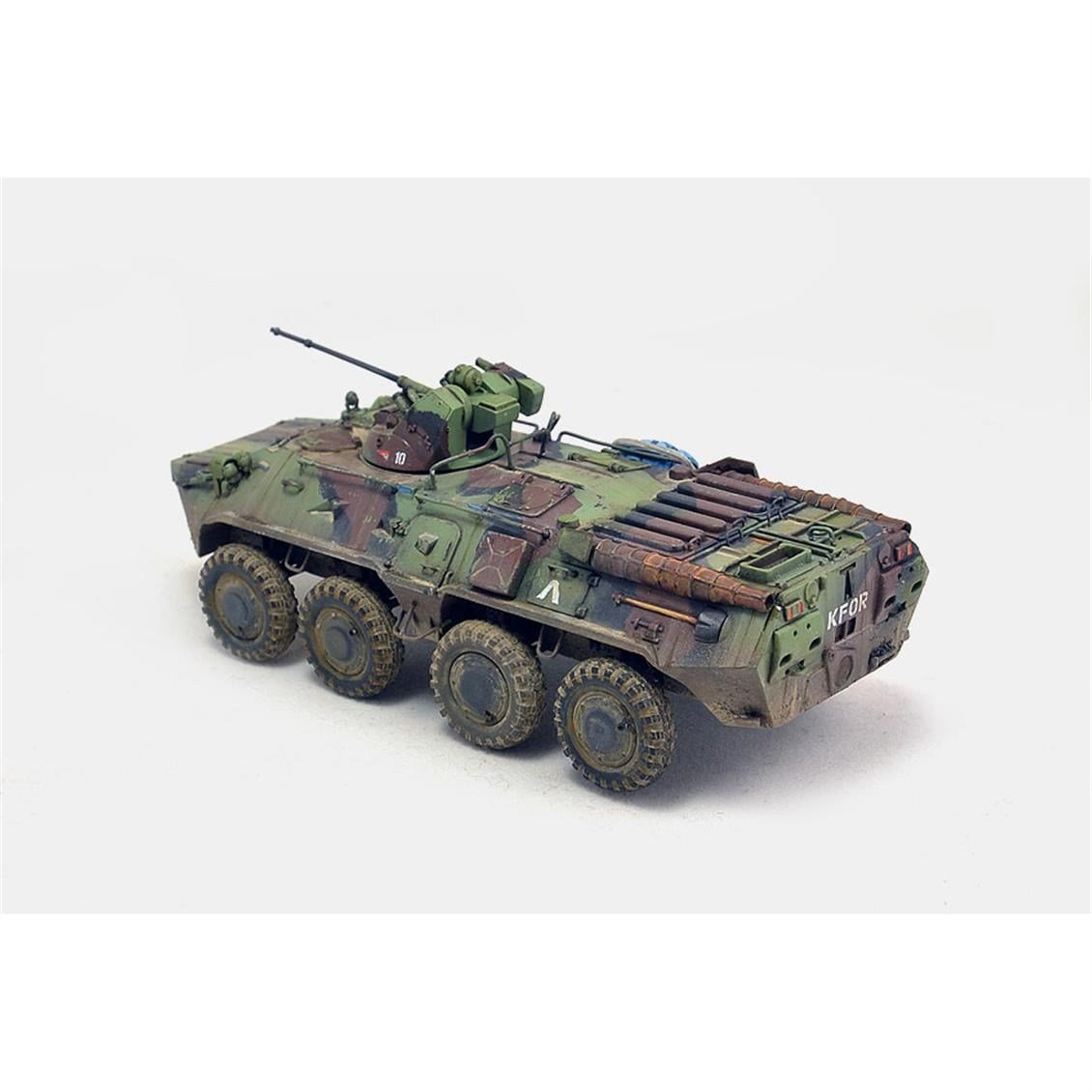 Trumpeter 07267 1/72 Ölçek, Rus BTR-80  APC Zırhlı Personel Taşıyıcı, Plastik Model Kiti