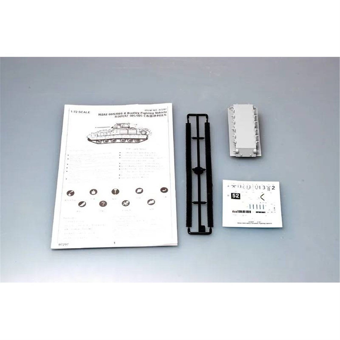 Trumpeter 07297 1/72 Ölçek, M2A2 ODS/ODS-E Bradley, Piyade Savaş Aracı Plastik Model Kiti