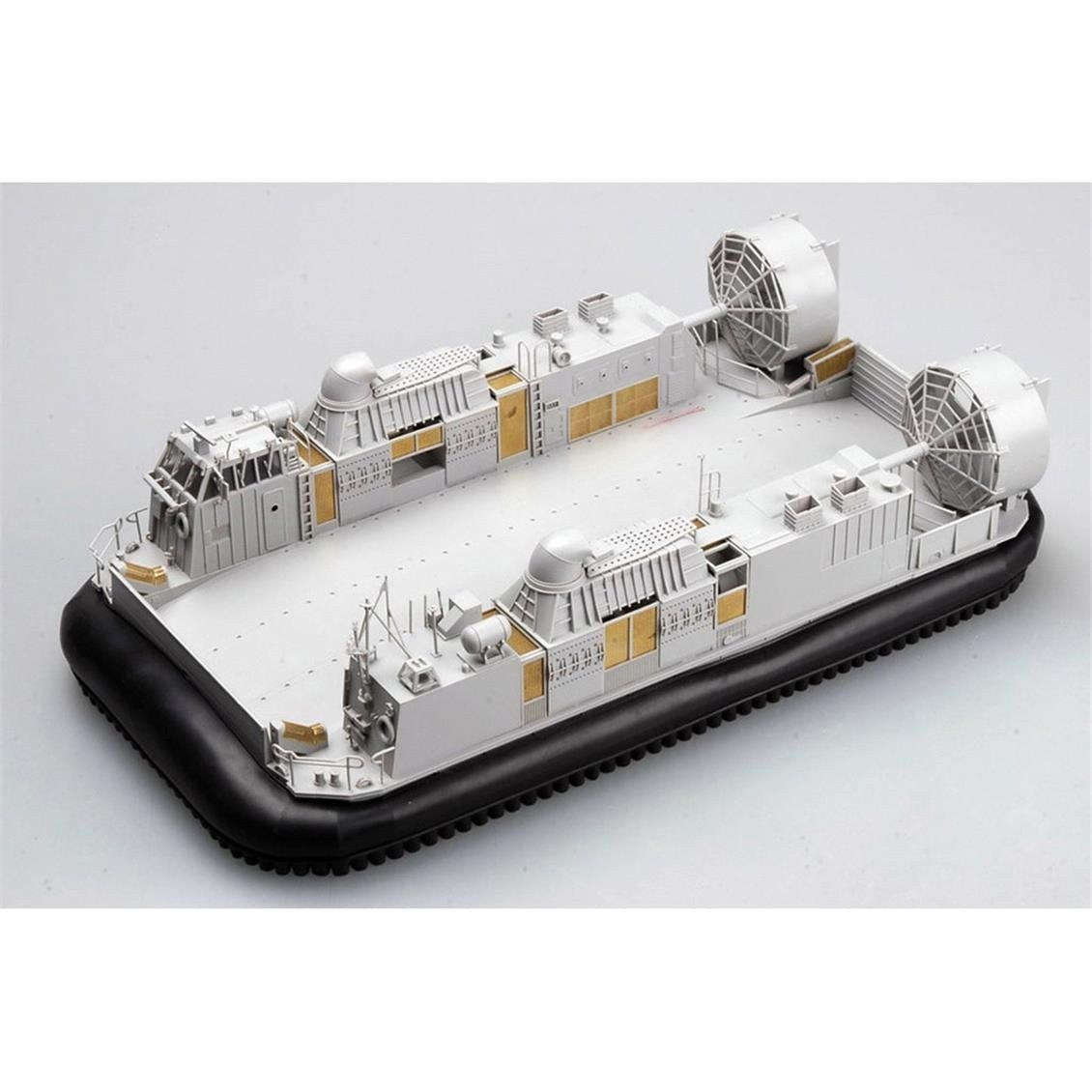 Trumpeter 07302 1/72 Ölçek, Hovercraft (LCAC) Çıkartma Gemisi, Plastik Model Kiti