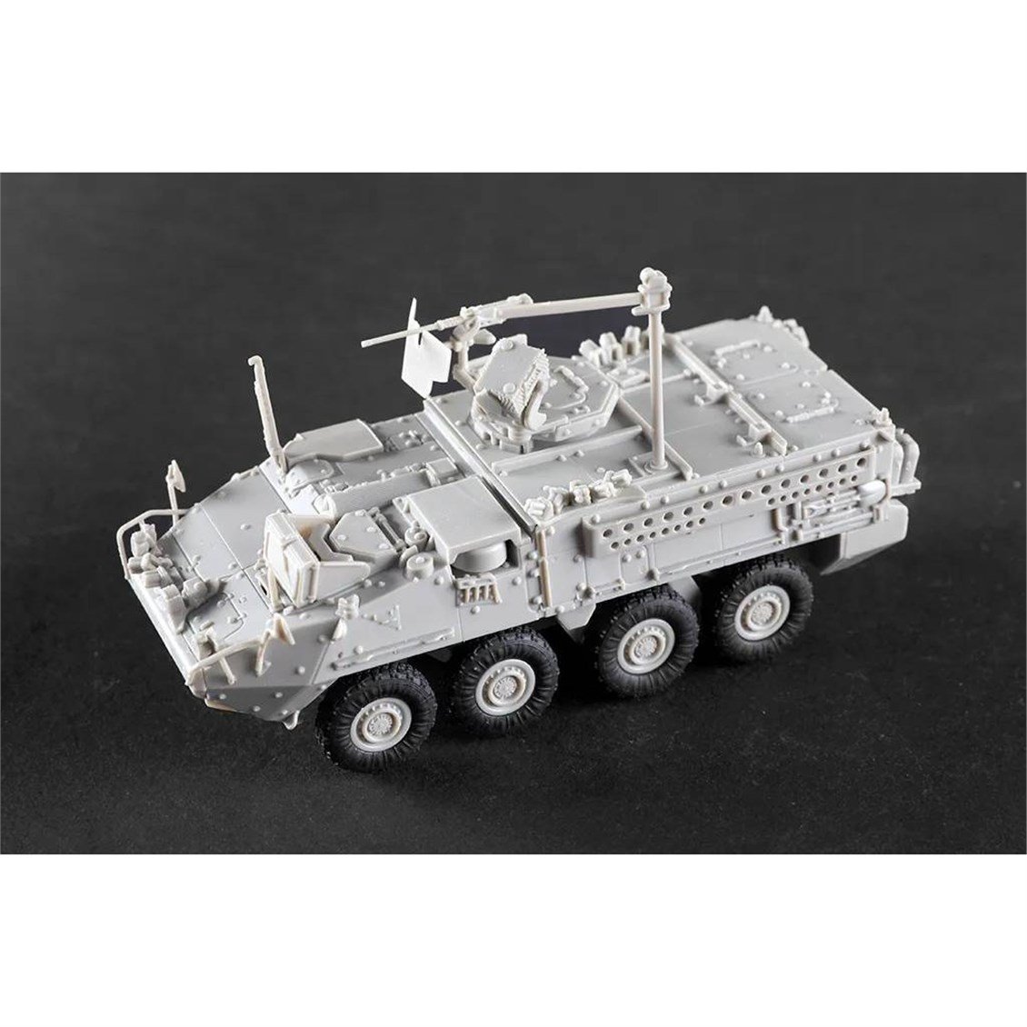 Trumpeter 07424 1/72 Ölçek, US Army M1131 Stryker FSV, Ateş Destek Aracı Plastik Model Kiti