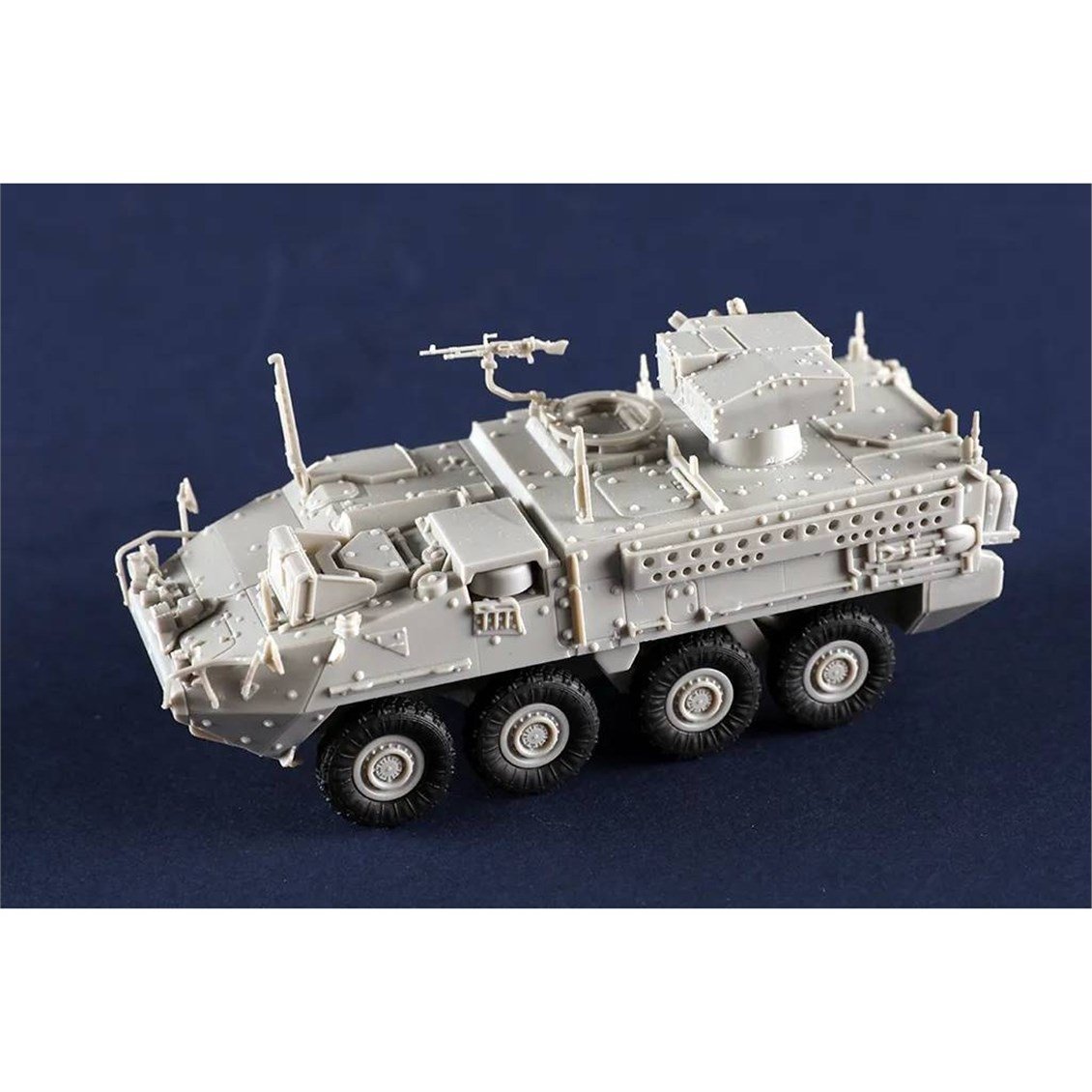 Trumpeter 07425 1/72 Ölçek, M1134 Stryker Tank Savar Güdümlü Füzeli (ATGM) Zırhlı Araç, Plastik Model Kiti