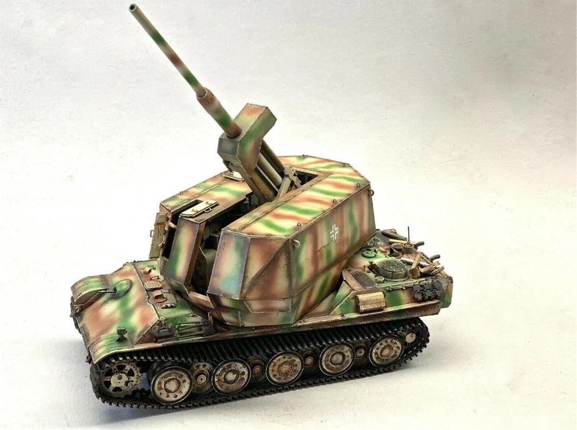 Trumpeter 09531 1/35 Ölçek, Flakpanther w/8.8cm Flak 36/37 Uçak-Tanksavar Topu Plastik Model Kiti