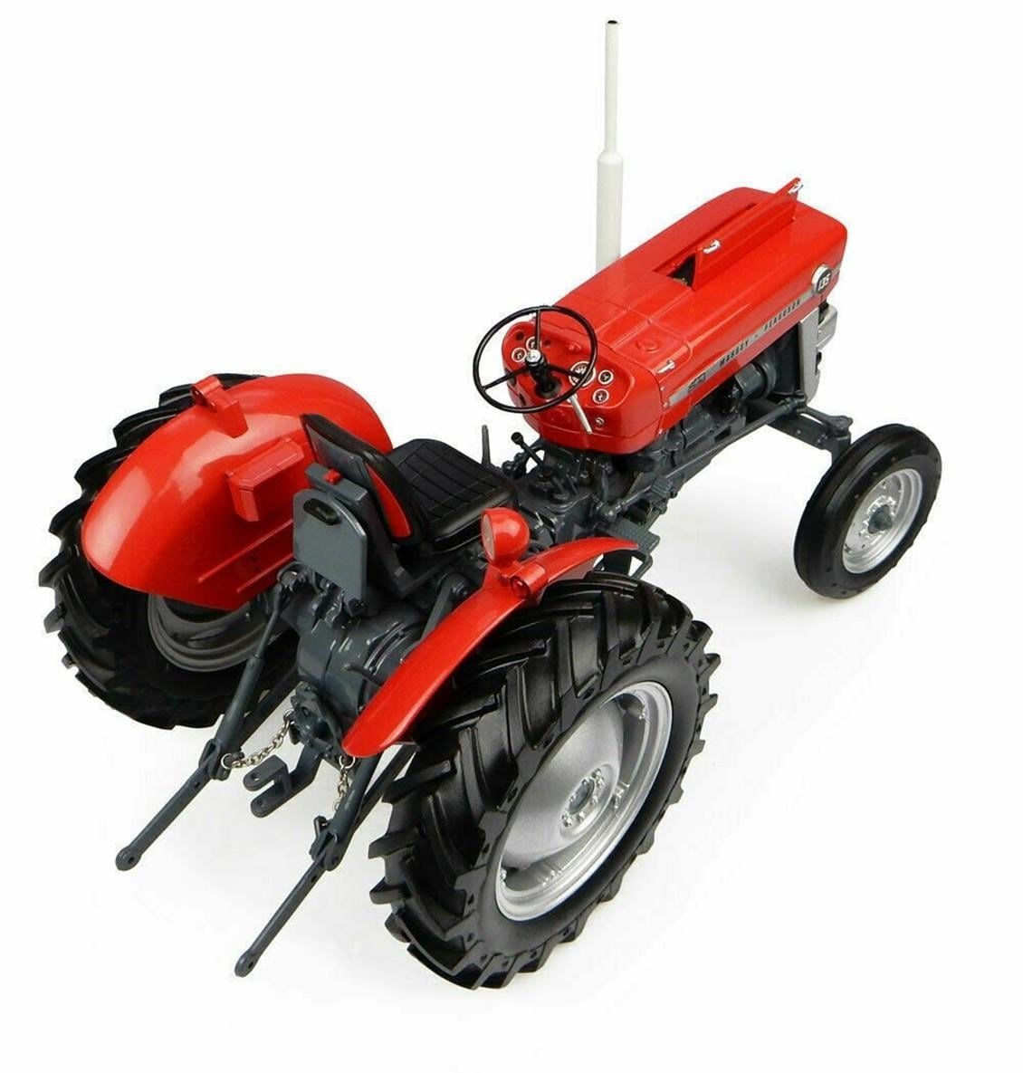Universal Hobbies UH2698 1/16 Ölçek, Massey Ferguson 135 Traktör, Sergilemeye Hazır Metal Tarımsal Makina Modeli