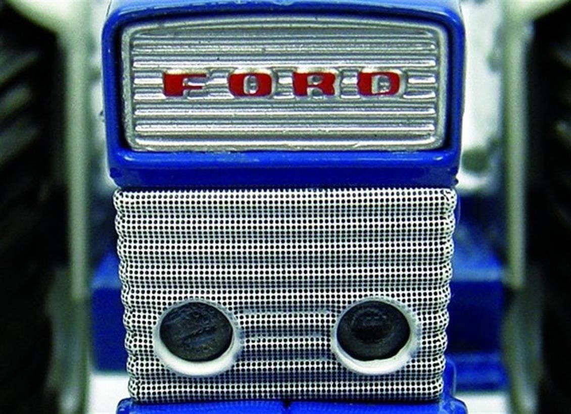 Universal Hobbies UH2808 1/32 Ölçek, Ford 5000 Traktör, Sergilemeye Hazır Metal Tarımsal Makina Modeli