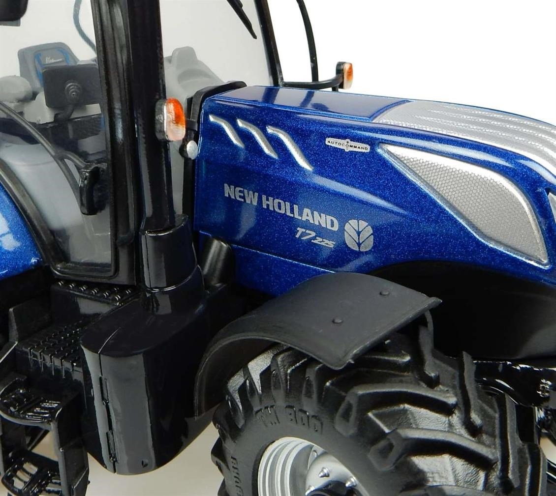 Universal Hobbies UH4976 1/32 Ölçek, New Holland T7.225 (Blue Power) 2016  Traktör, Sergilemeye Hazır Metal Tarımsal Makina Mod