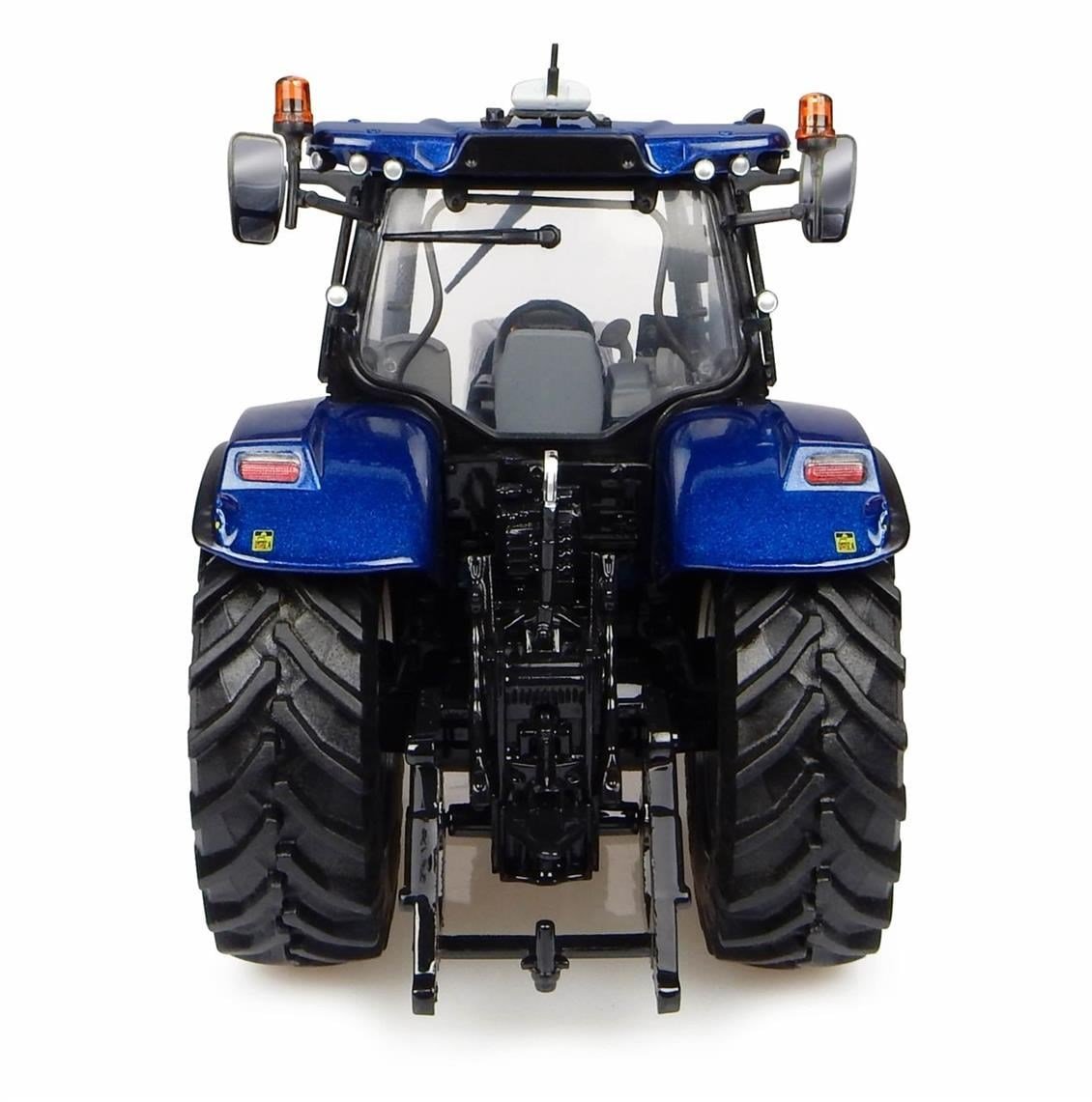 Universal Hobbies UH4976 1/32 Ölçek, New Holland T7.225 (Blue Power) 2016  Traktör, Sergilemeye Hazır Metal Tarımsal Makina Mod