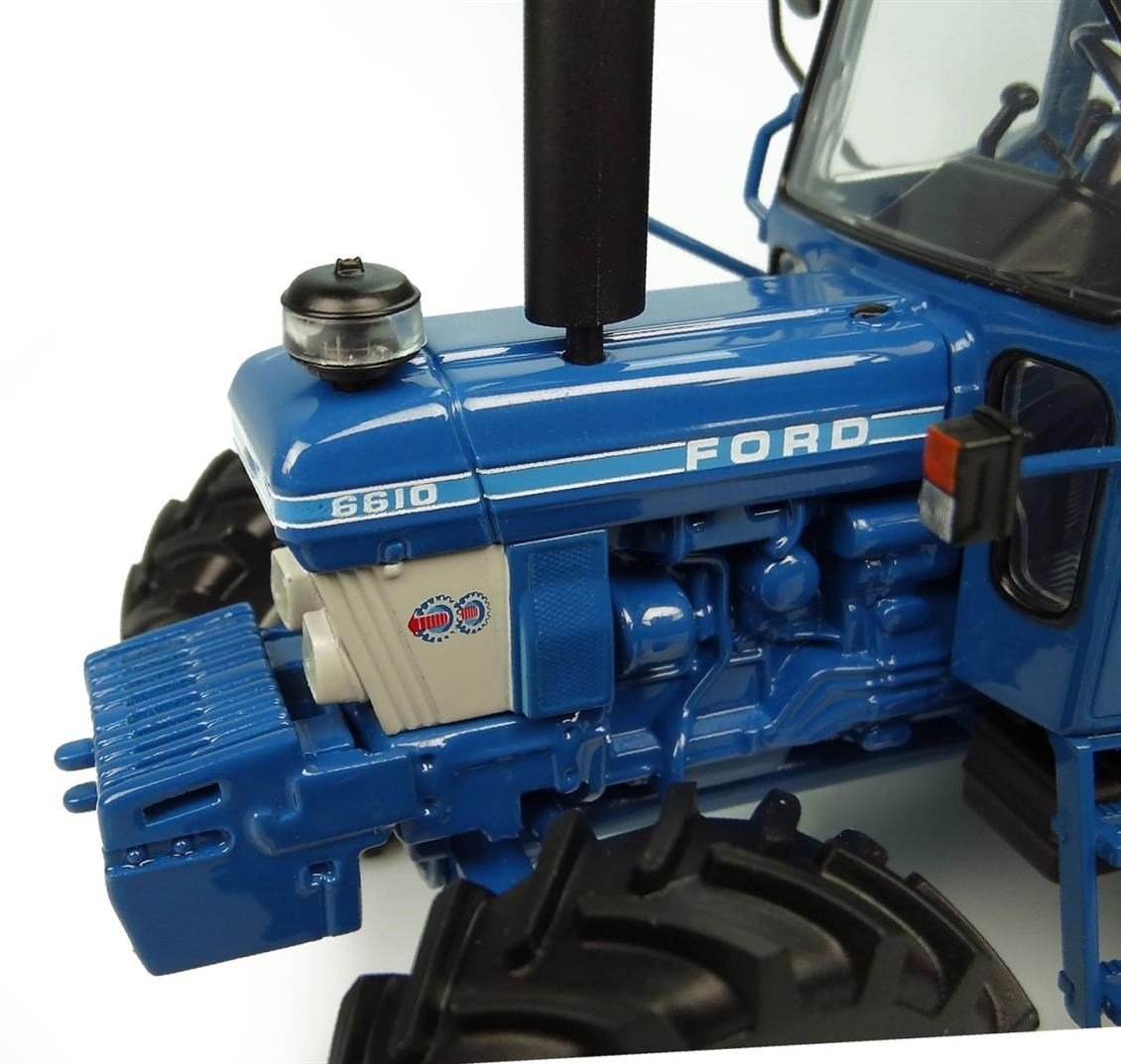 Universal Hobbies UH5367 1/32 Ölçek, Ford 6610  4 WD Gen-I Traktör, Sergilemeye Hazır Metal Tarımsal Makina Modeli