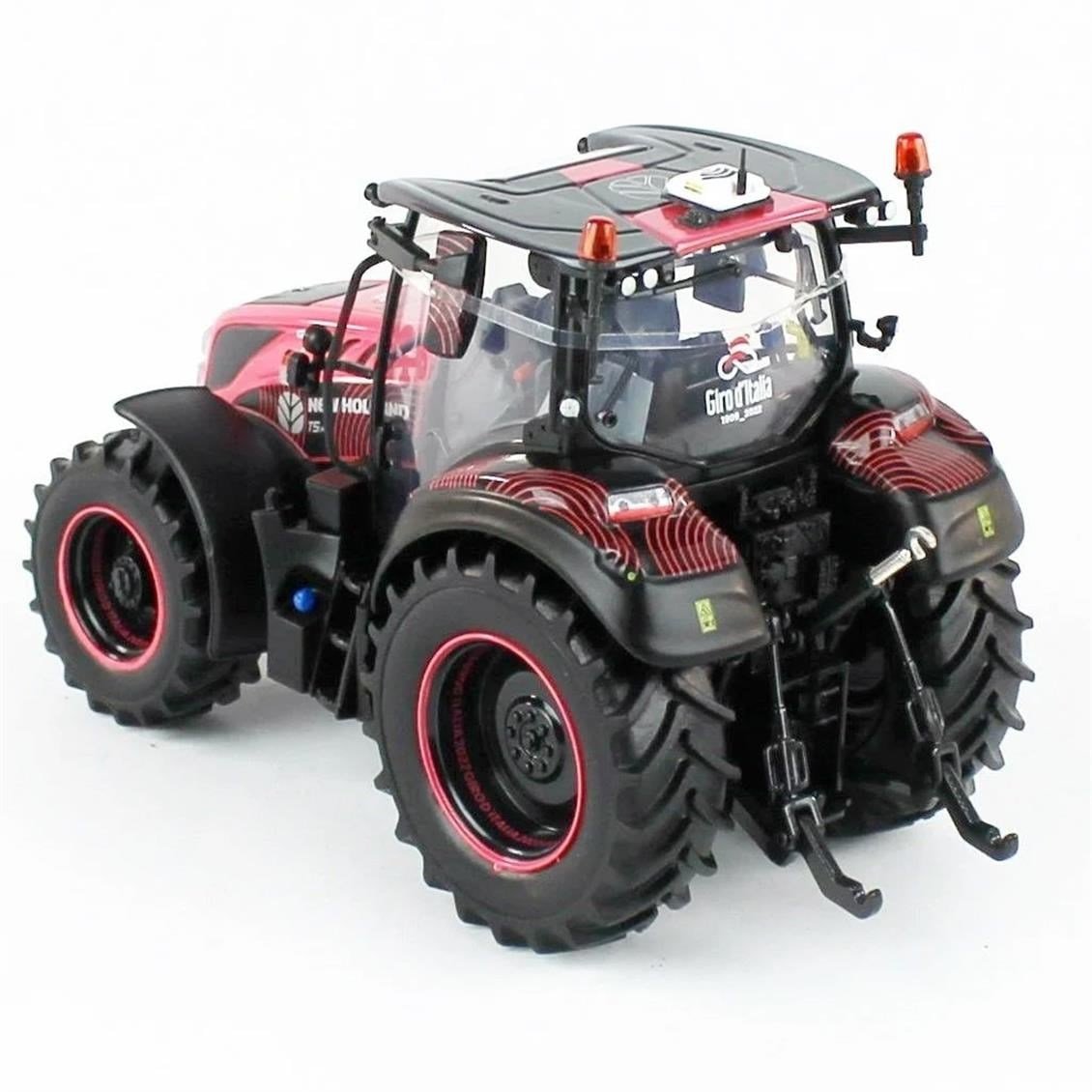 Universal Hobbies UH6434 1/32 Ölçek, New Holland T5.140 (Giro Italia) 2022 Traktör, Sergilemeye Hazır Metal Tarımsal Makina Mod