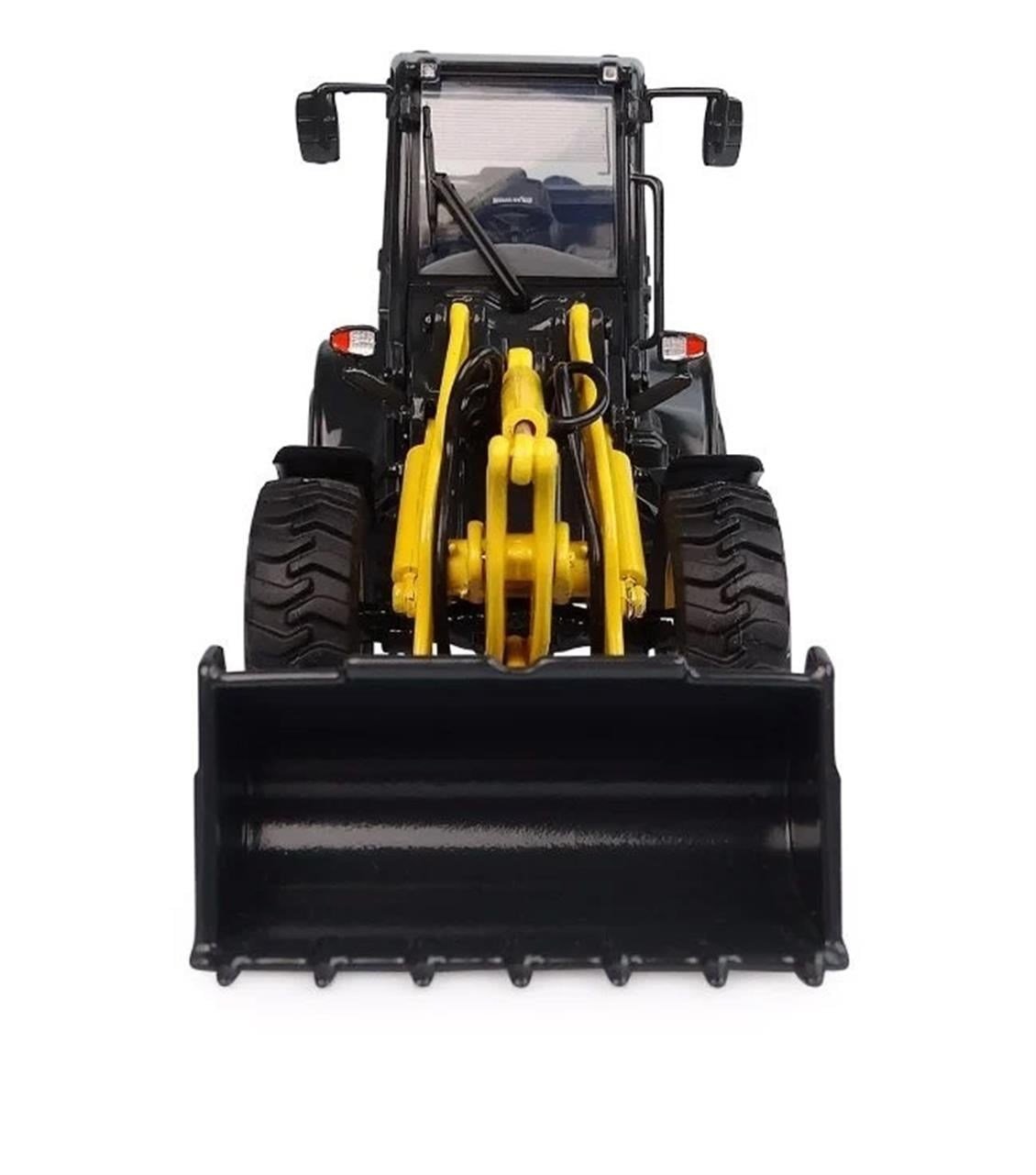 Universal Hobbies UH8145 1/50 Ölçek, Komatsu WA100M-8 Tekerlekli Loder, Sergilemeye Hazır Metal İş Makinası Modeli