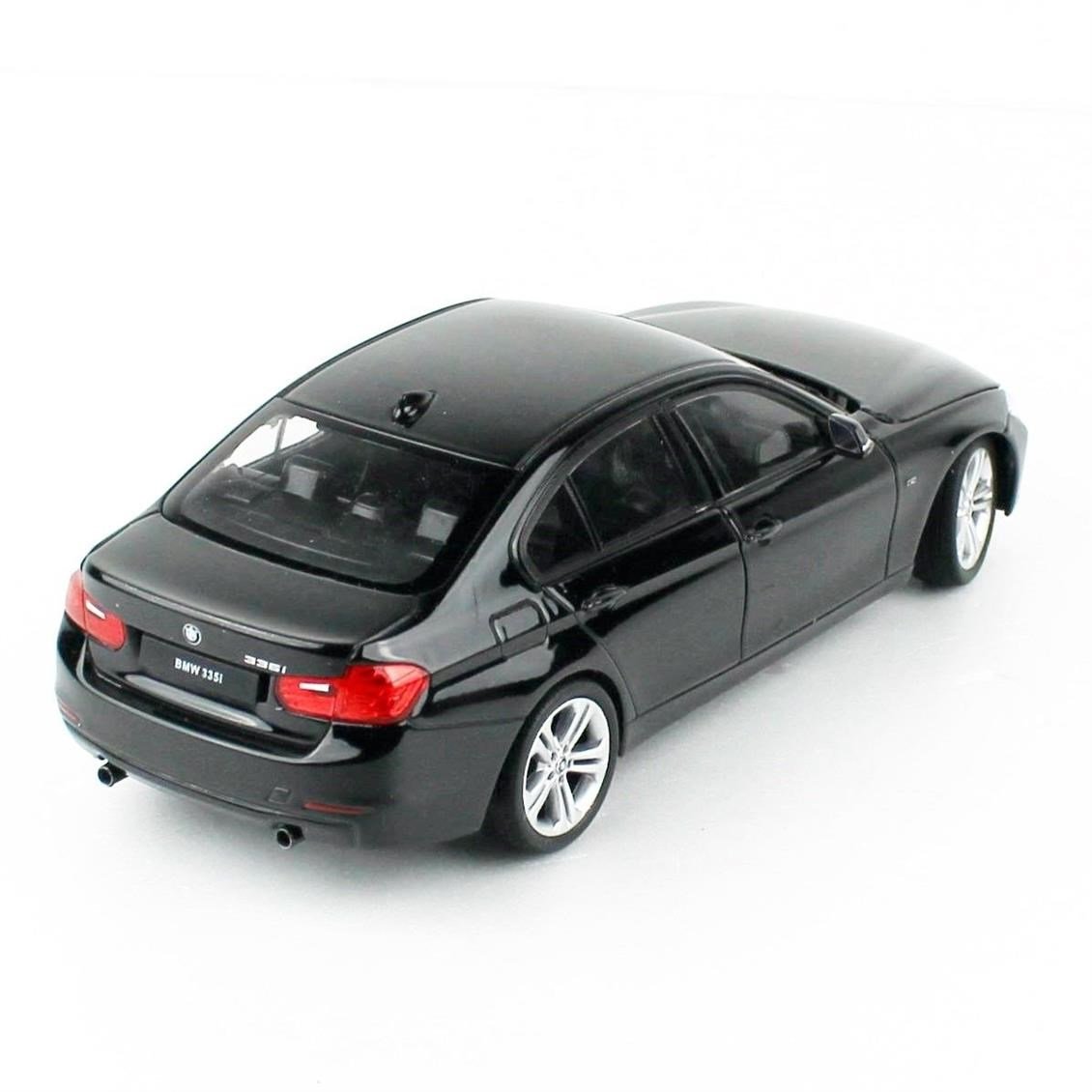 Welly 24039 1/24 Ölçek, 2014 Bmw 335i, Siyah, Sergilemeye Hazır Metal Araba Modeli
