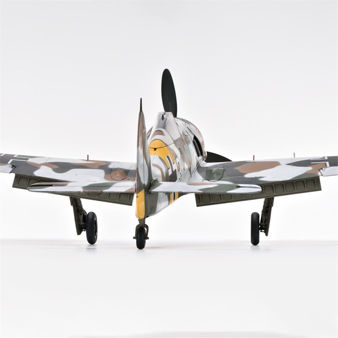 Zoukei Mura SWS22 1/32 Ölçek, Focke-Wulf Fw 190 A-4 Savaş Uçağı, Plastik Model Kiti