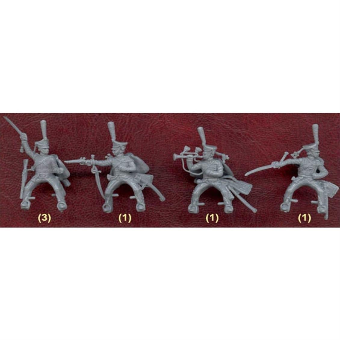 Zvezda 8055 1/72 Ölçek, Rus Hussarlar 1/12-1814