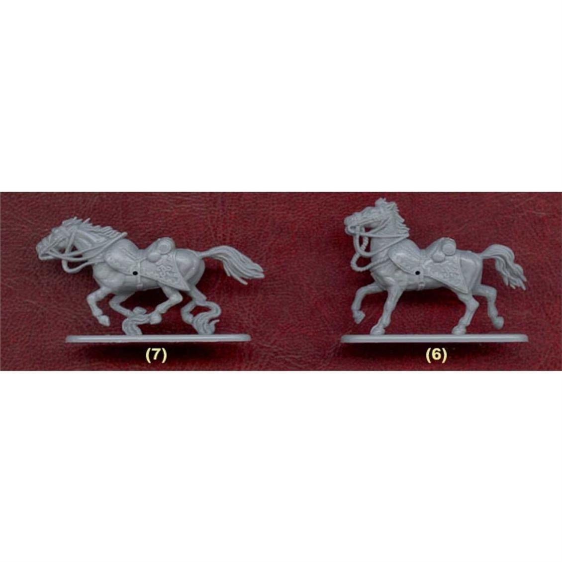 Zvezda 8055 1/72 Ölçek, Rus Hussarlar 1/12-1814