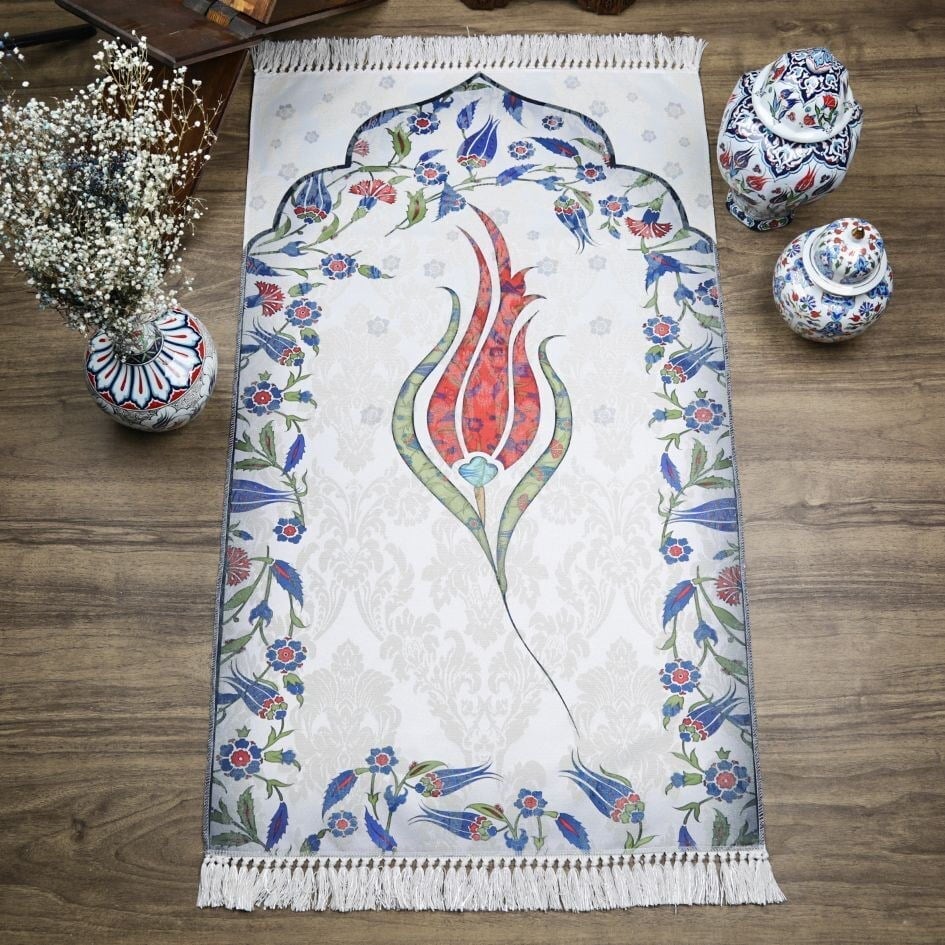 Anneler Günü Hediyesi Termo  Yasin Kitabı, Seccade, Güllü Tesbihli Set