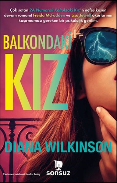 Balkondaki Kız