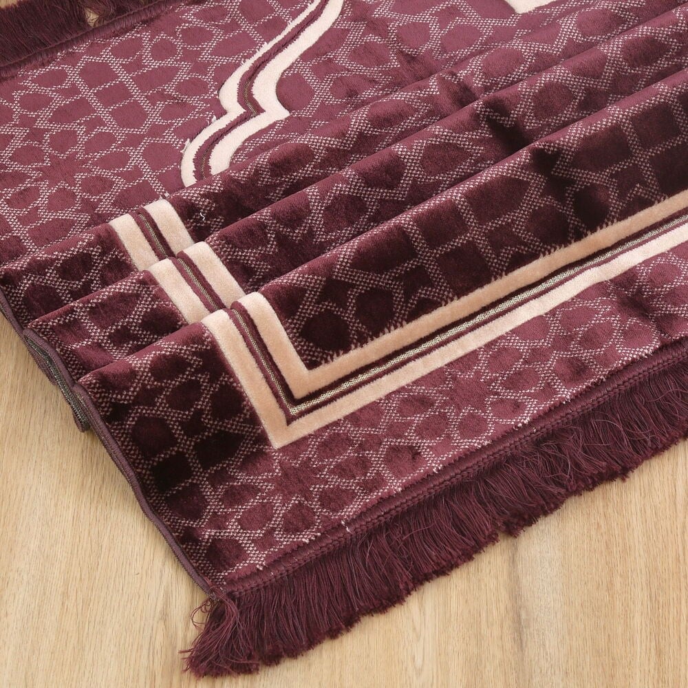 Edebali Lüks Kalın Kadife Halı Tipi  Soft Yumuşak  Seccade- Bordo (70*120 cm 1100 gr)