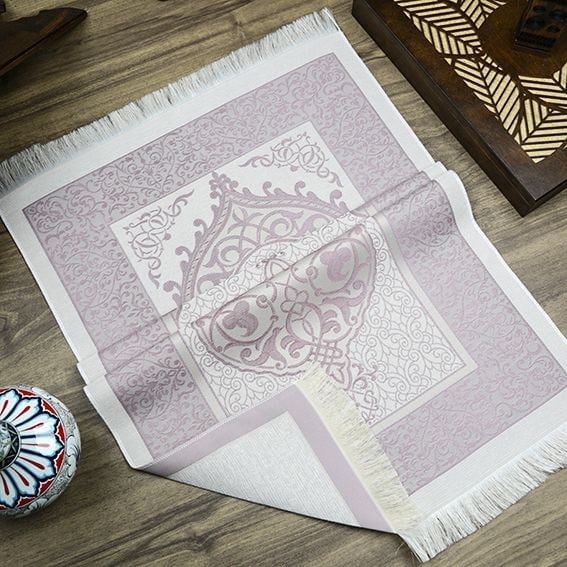 Hediyelik İpek Nur Tafta Seccade Lila 68x110 cm - 200 gr