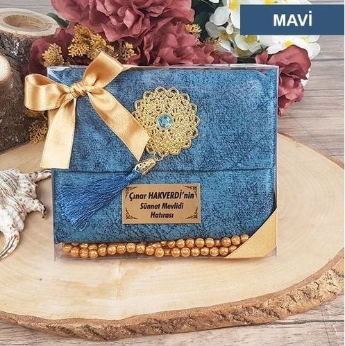 Hediyelik Kadife Çantalı Yasin, Kokulu Tesbih, Asetat Kutulu (17×15) Set