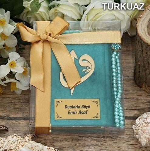 Hediyelik Kadife Kur'an-ı Kerim, İnci Tesbih, Asetat Kutulu (17×15) Set ( Renk Seçenekli )